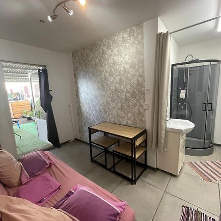 Mobilhome Pour 2 Personnes Ле-Тампон Экстерьер фото
